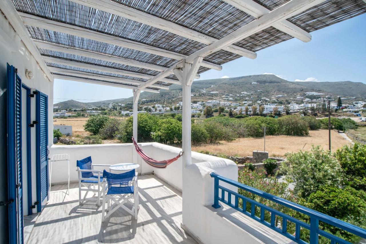 Livadia Seaside Studios 14 Парікія Екстер'єр фото