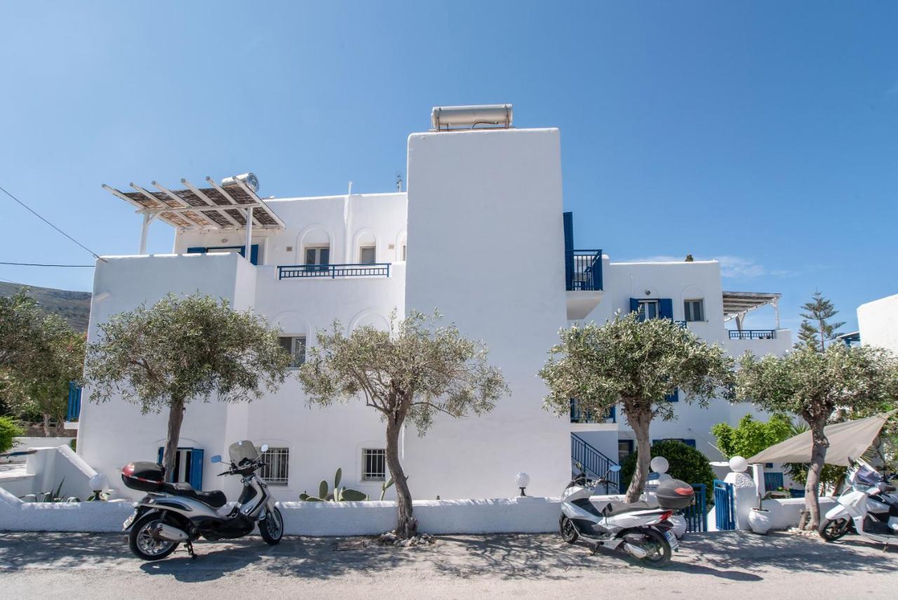 Livadia Seaside Studios 14 Парікія Екстер'єр фото